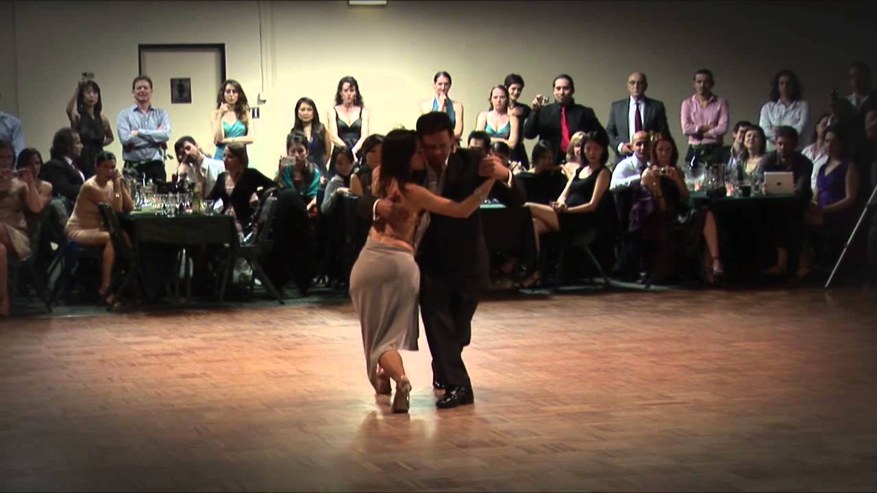Fabian Peralta y Lorena Ermocida - Sydney Tango Salon Festival 2011 - Milonga de Gala - Dance 3
