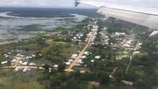 preview picture of video 'LIMA - IQUITOS Despegue y aterrizaje de avión'
