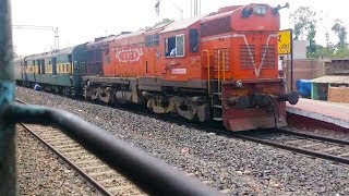 preview picture of video '#22406 ANVT - Bhagalpur Garib Rath Express Departing From Abhaipur Station'