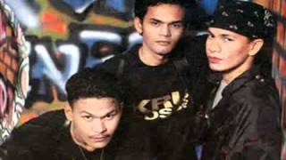 Download lagu KRU-Aneh mp3