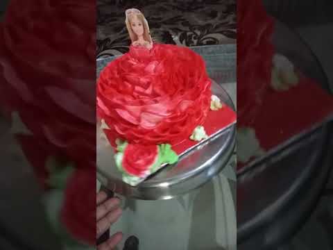 Manika jain rose cake