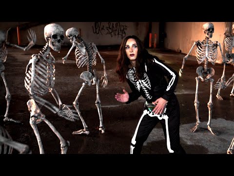 Scary Spooky Skeletons on Halloween (extra spoopy)