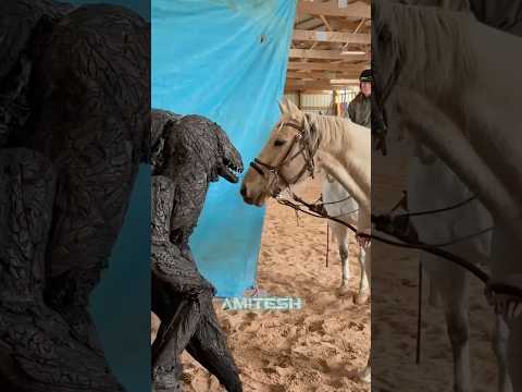 Лошади боятся карнавалтных монстров #амитеш #лошади
