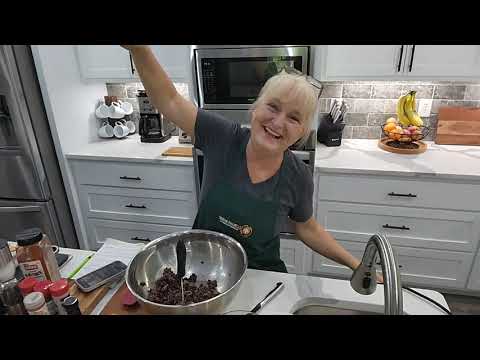 Making Vegan Black Bean Burgers & Chipotle Sauce with Terri of EatPlant-Based