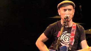 Fito y Fitipaldis - Como pollo sin cabeza