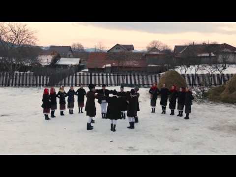 Ans  folcloric  "Cununa Asauanilor", din Asău, jud. Bacău - Suita de dansuri populare