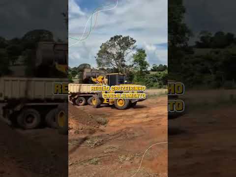 Manutenção urbana e obras na educação avançam em diferentes regiões de Jaraguá!