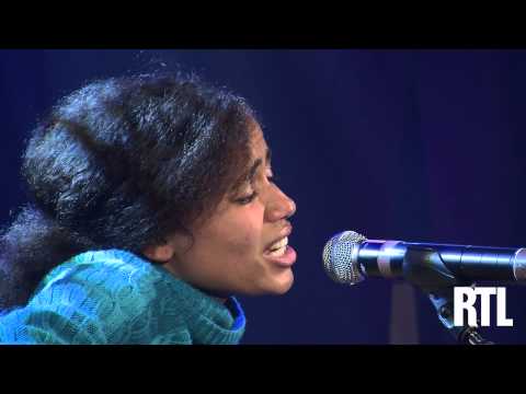 Nneka - Shining star en live dans le Grand Studio RTL présenté par Eric Jean-Jean - RTL - RTL