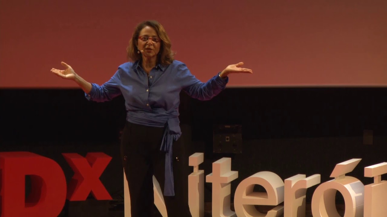 O viés humano e a ética por trás da Inteligência Artificial | ANA CRISTINA | TEDxNiteroi