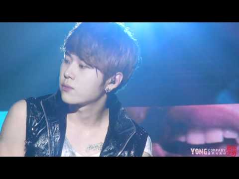 [Fancam] BEAST Junhyung focus - Lightless @ United Cube Concert 110814
