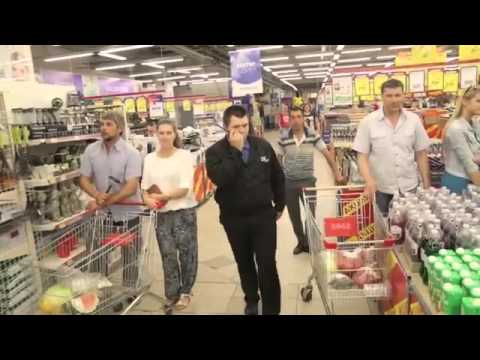 Kalinka singing flash mob in a Russian supermarket