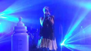 Lily Allen - Miserable Without Your Love (LIVE) Sept. 9 2014 Miami