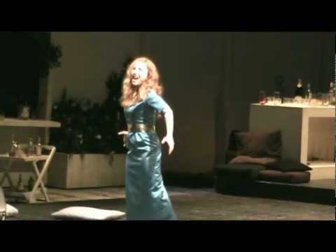 E' strano - Sempre libera: soprano Cinzia Forte