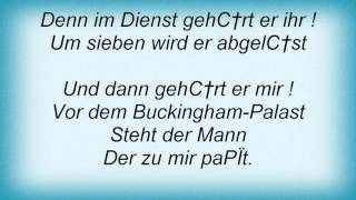 17299 Peggy March - Vor Dem Buckingham-palast Lyrics