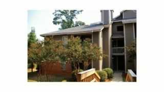 preview picture of video 'Pet-Friendly Apartments for rent in Greenboro NC - Hunters Chase Apartments'
