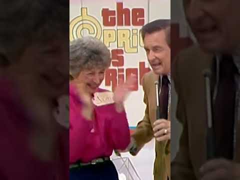 TPIR Contestant Has to Get Her Roll Just Right to Win at SUPER BALL! The Price is Right 1983 #Shorts