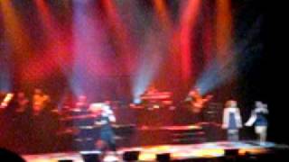 Robin Thicke-&quot;Side Step&quot; Live at NJPAC