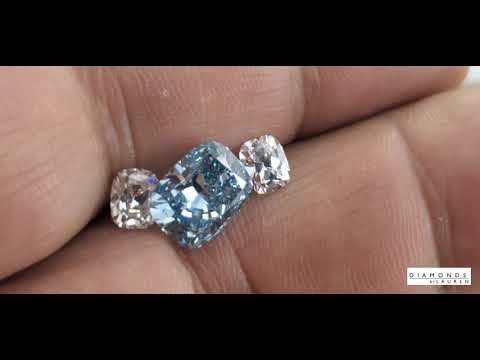 Lab Grown Blue Diamond with Natural Diamond Antique Style Sides