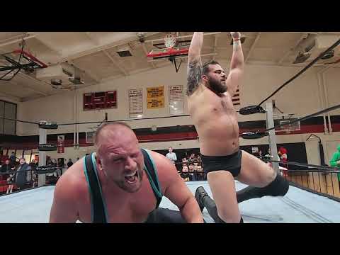 Vik Dalishus vs. Justin Corino at ISPW