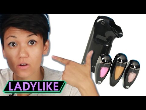 女性はエアブラシメイクを試してみてください - Ladylike (Women Try Airbrush Makeup • Ladylike)