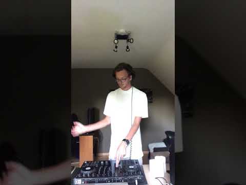 MNM start to DJ 2020  Inzending mixtape by DJ InVincible