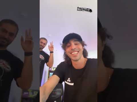 استوری عرفان پایدار و جیدال با کوروش زرندوز 🥲 کوروش می خواد اشغال بده بخورن🤣 منتظر ویدیو مشترک باشید