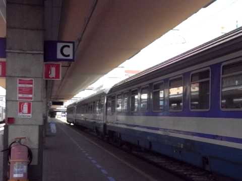 E444R in Partenza da Torino Porta Nuova (Mini-IC x Ge Brignole)