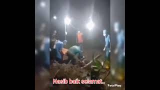 Download lagu #seram #kuburan Kejadian yang tak terduga saat Pengkebumian. mp3 Download lagu #seram #kuburan Kejadian yang tak terduga saat Pengkebumian. mp3