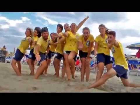 The FIRST - BETOBAHIA - Coreografia animazione Tormentone 2015 - Ballo di Gruppo 2015