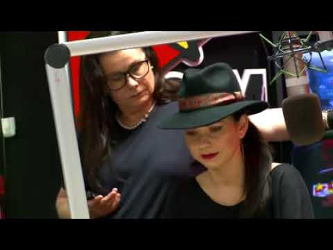 INNA si mama ei cântă împreună !Premiera PROFM