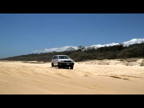 Driving on the Beach (Fraser Island)