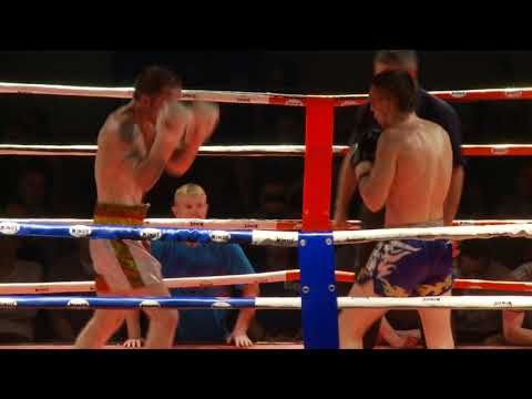 FULL RULES MUAY THAI Andy Gray (Cork Thai) vs Darren Cashman (Siam Warriors) 64kg Part 2