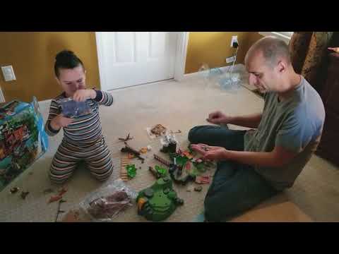 Unboxing Playmobil Wild Life Tree House