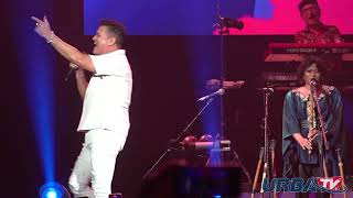 Carlos Vives - El Rock de mi Pueblo Vive Tour
