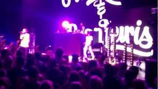 Macklemore &amp; Ryan Lewis- Starting Over (Live at the Forum, Melbourne)