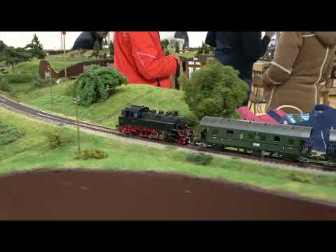 Besuch bei der Modellbahnanlage "Holledauer Bockerl!" im Dezember  2022. Modellbahn im Maßstab 1:87!