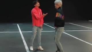 Download lagu [behind the scene mv BTS lights] JIKOOK cut💜 mp3