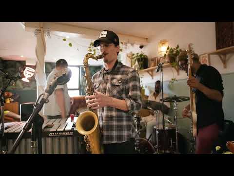 ALEXIS VALET & THE CYPHER - LIVE SESSION @ BOLIBAR