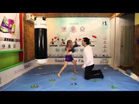 Amazing Boxing skills from a 7 year old girl