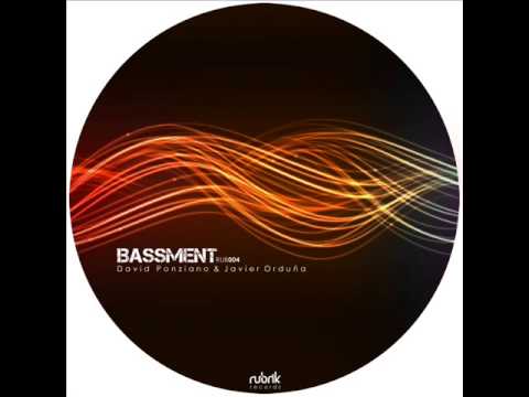 David Ponziano & Javier Orduña - Bassment (Original mix)