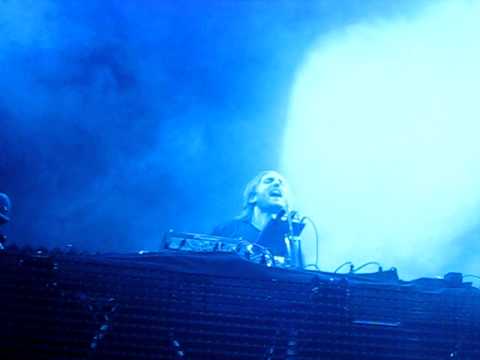 David Guetta In Malta Sep 2010 - Sexy Bitch