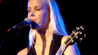 Tina Dico live (Musichall Worpswede 24.10.2009) Quarter to forever