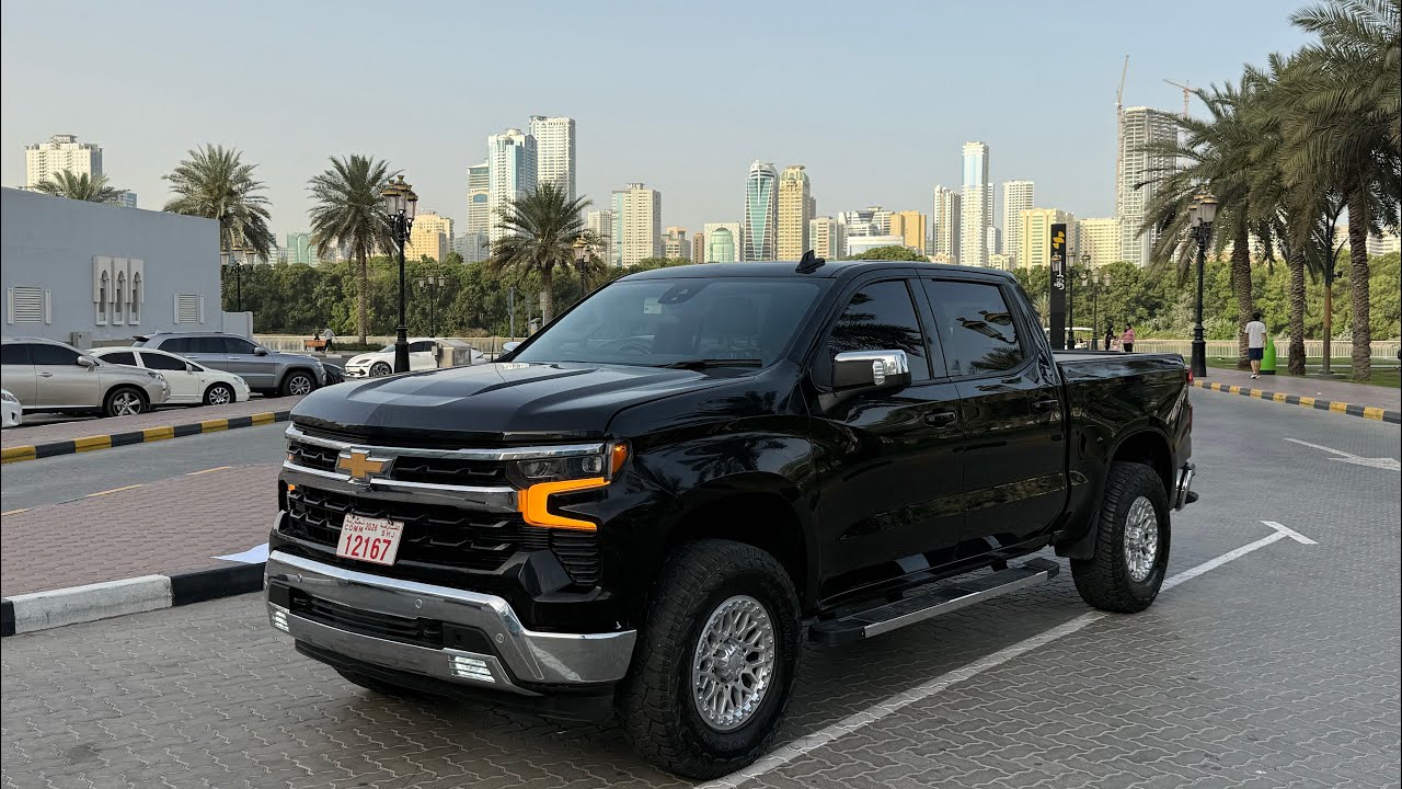Chevrolet Silverado 1500 CREW/CAB LTZ 1500 LTZ Premium video