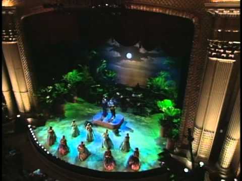 Palehua  : Amy Hanaiali'i Gilliom & Willie K