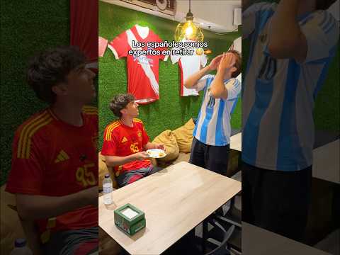 😳 ESPAÑA es EXPERTA en RETIRAR JUGADORES 💀 #futbol #humor