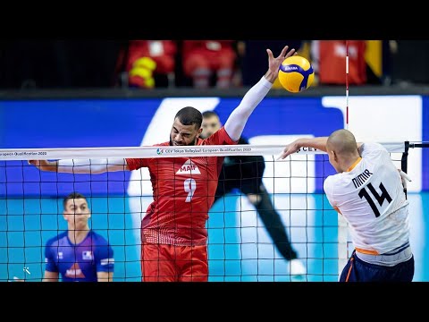 Top 40 MONSTER Volleyball Blocks 1v1