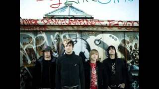 Boys Like Girls- Free[With Lyrics][Heavy Heart]