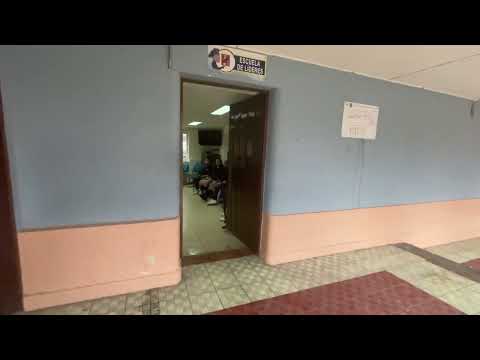 Entrando no Colégio Benalcázar