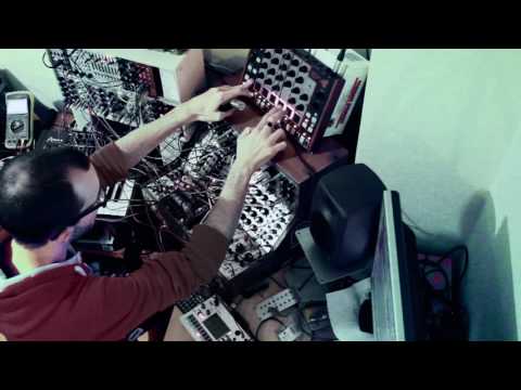Modular Synthesizer Jam #19 | Chief Thomson playing on Eurorack