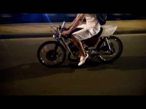 Kawasaki KC 90, Rambla de Montevideo.